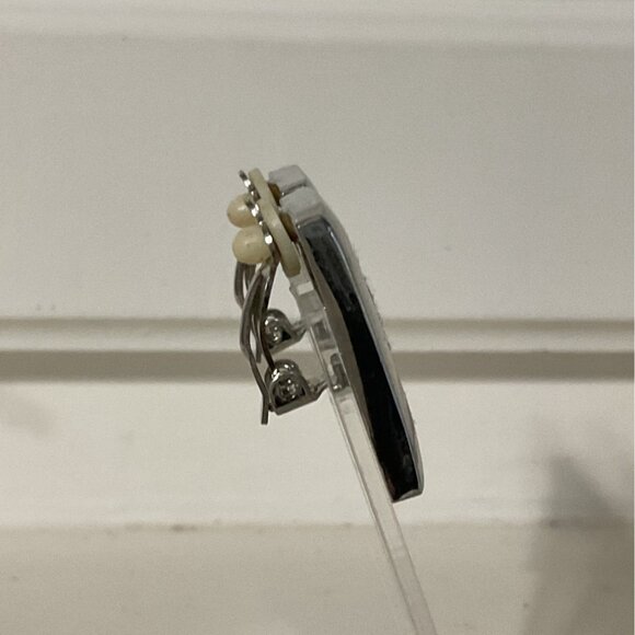 Vintage Silver Tone Rectangular Zebra Pony Hair Inlay Clip On Earrings - Picture 2 of 3